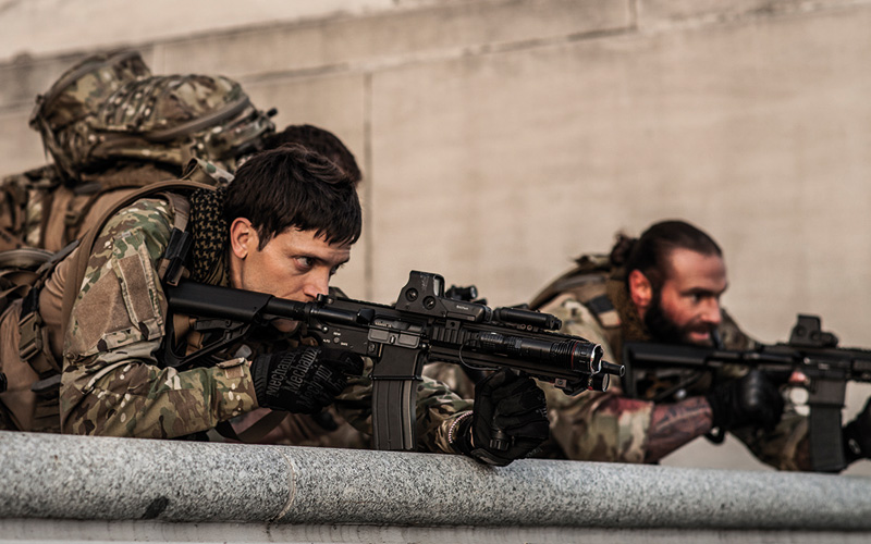 Exklusive Filmszene von „Navy SEALs vs. Zombies“