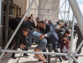 Navy SEALs vs. Zombies
