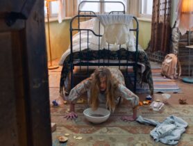 Schauriger Body-Horror Hatching ab 28. Juli 2022 im Kino