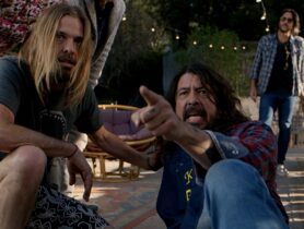 Studio 666 mit den Foo Fighters ab sofort als Blu-ray, DVD und Stream